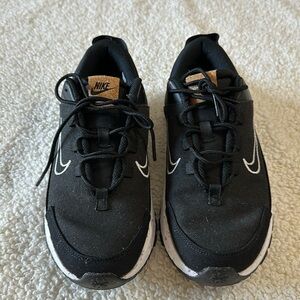 Woman’s Nike Crater Remixa in good condition.